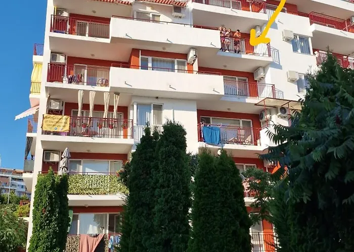 Апартамент Robinson Sea Nessebar View *